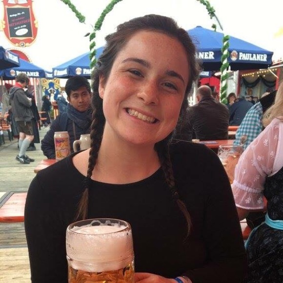 Meet your Posher, Jessica - Picture 1 of 1